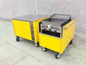 carretti a spinta giallo cargo-bike friggitoria street food