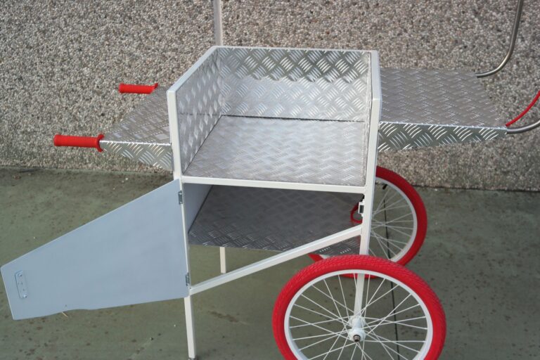 carretto spinta bianco mini work cargo bike street food