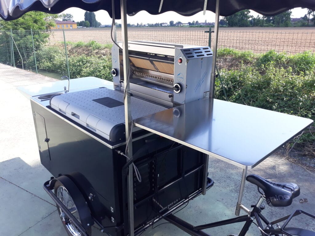 triciclo cargo bike nordik rosticceria street food