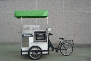 triciclo cargo bike roma rosticceria street food