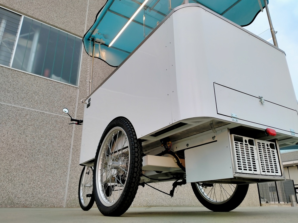 TRICICLO CARGO BIKE GELATERIA AUTONOMA STREET FOOD