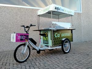 TRICICLO CARGO BIKE LAMPEDUSA STREET FOOD FRIGGITORIA
